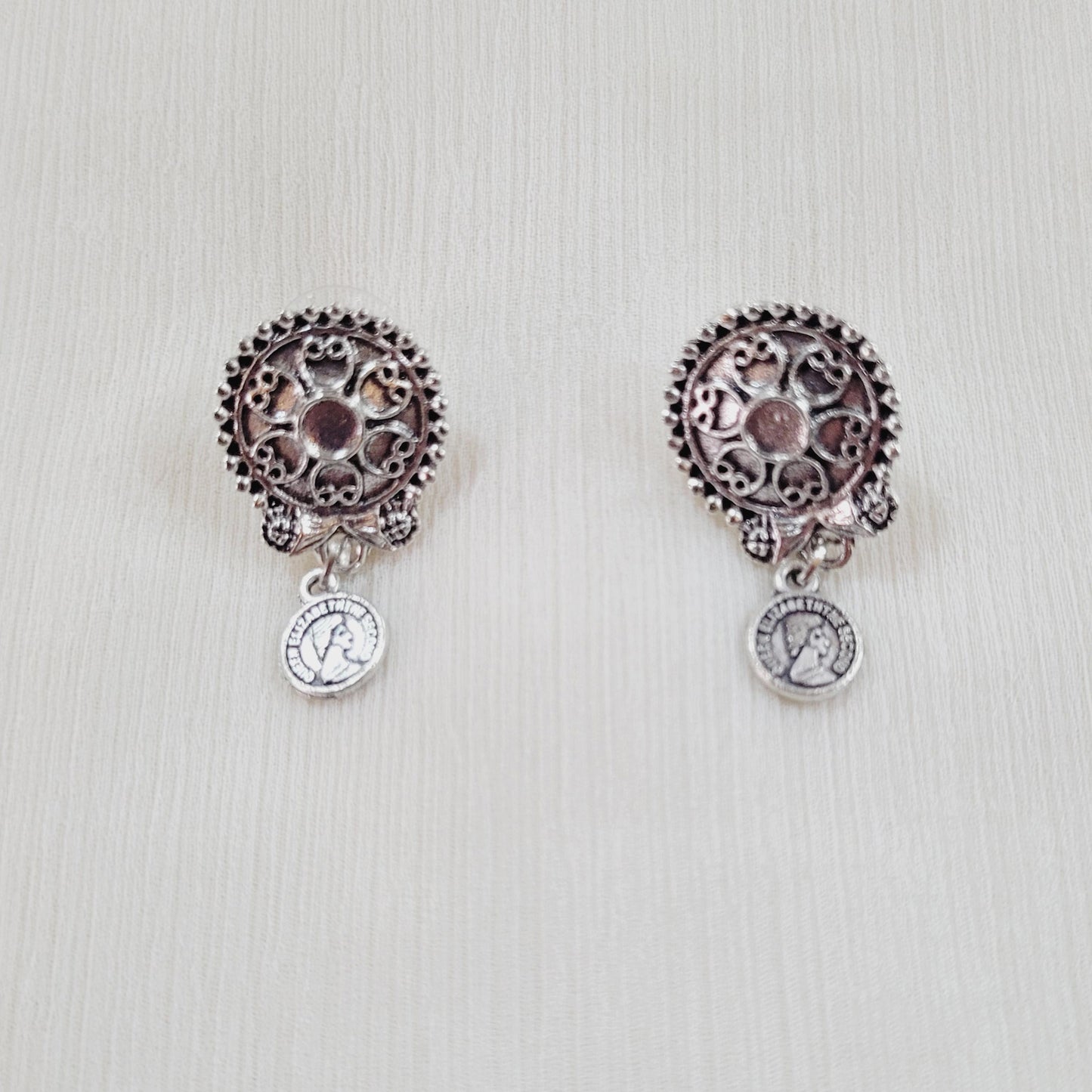 Elegant Green Pendant Set