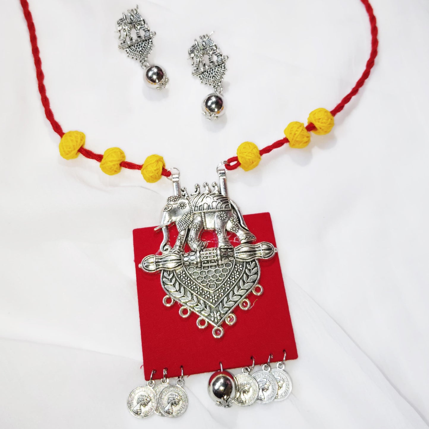Red Elephant Thread Necklace Set
