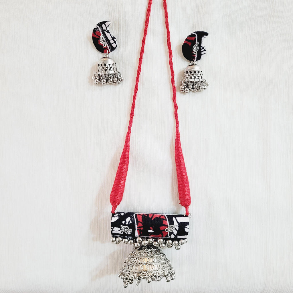 Heritage Thread Necklace Set