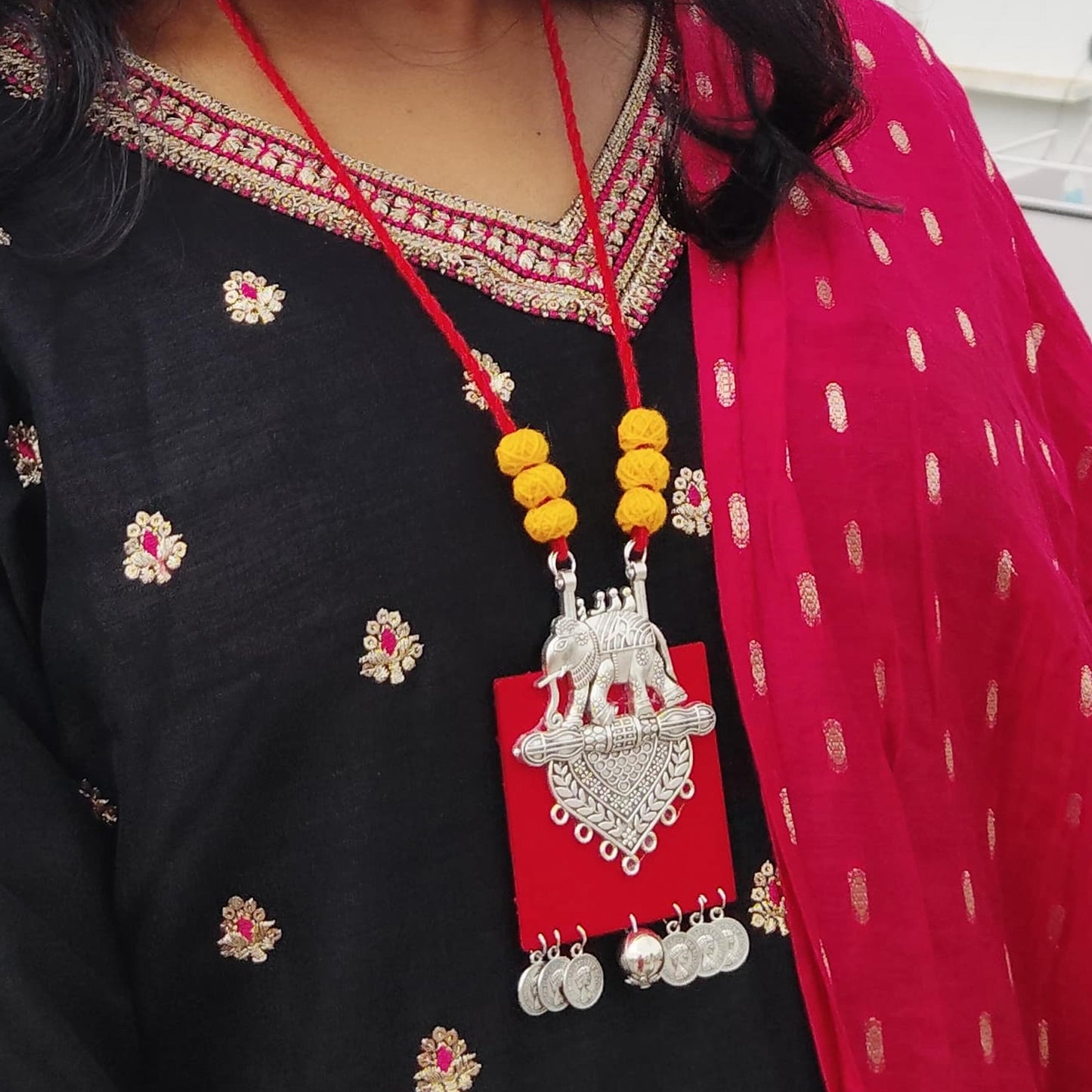 Red Elephant Thread Necklace Set