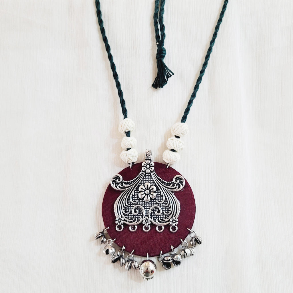 Maroon Oxidized Silver Pendant Necklace Set
