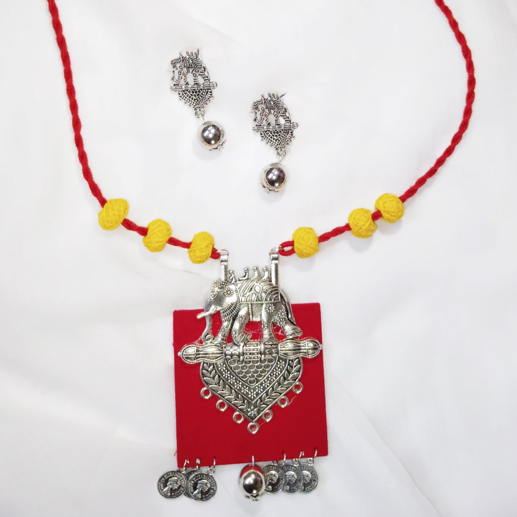 Red Elephant Thread Necklace Set