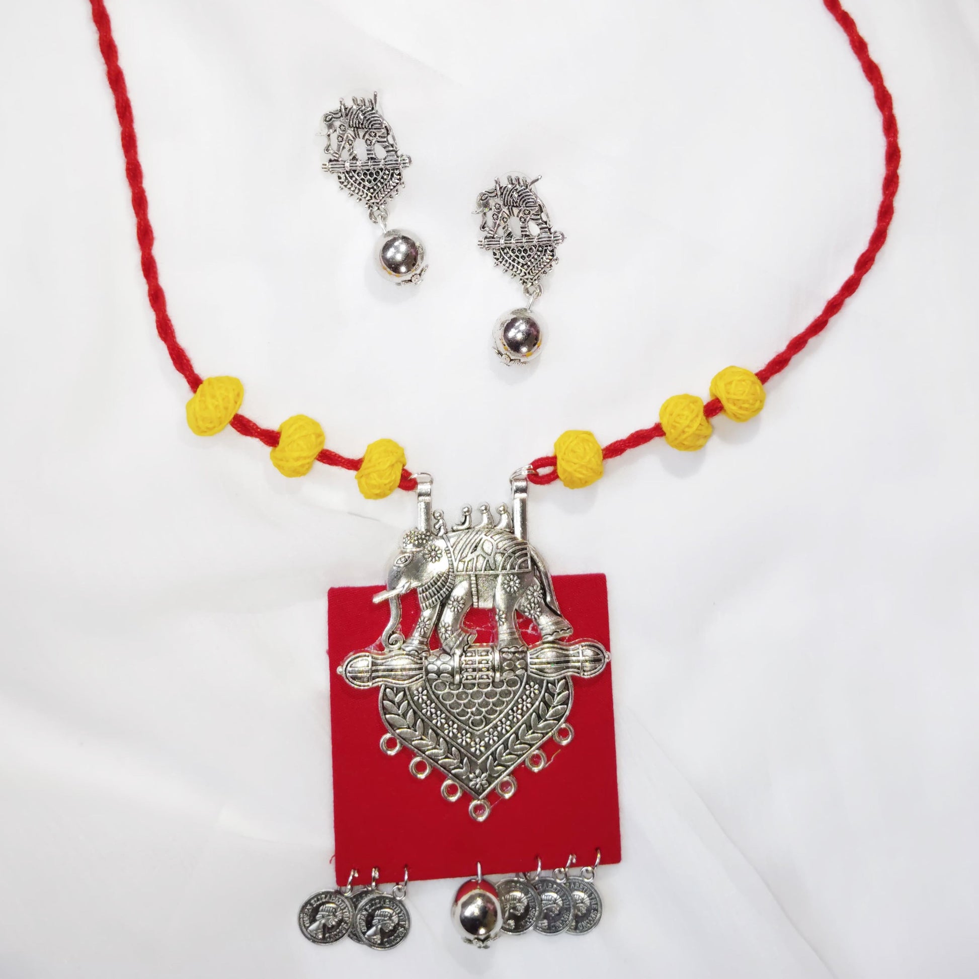 Red Elephant Thread Necklace Set